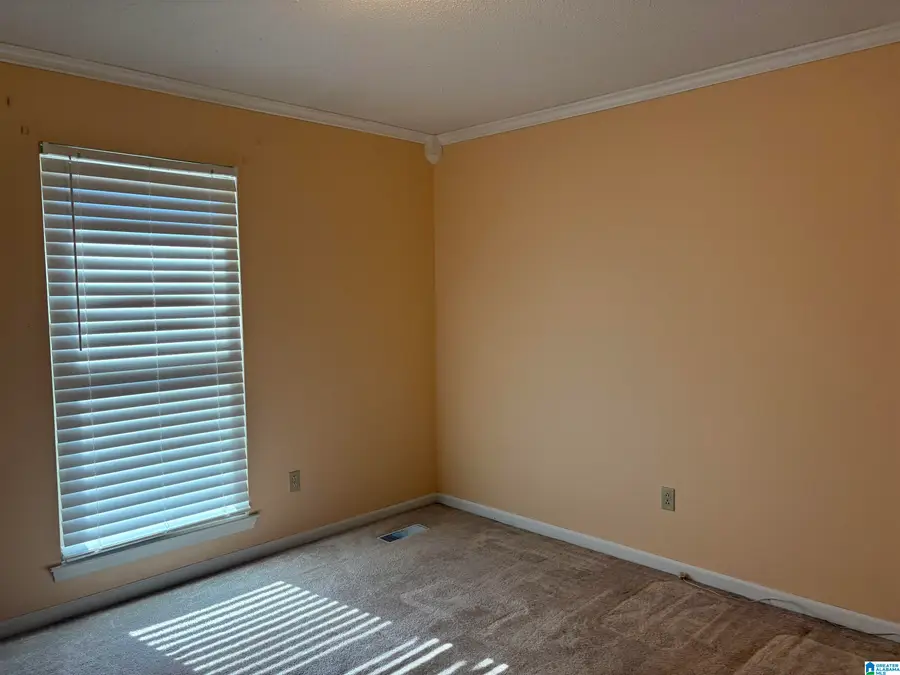 928 18TH AVENUE NW, Birmingham, AL 35215 - #2