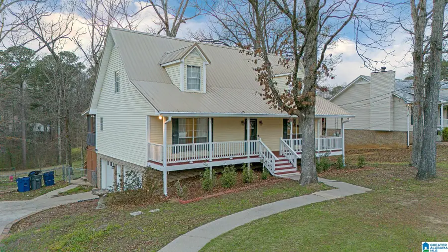 2208 DEER RUN LANE, Hueytown, AL 35023 - #2