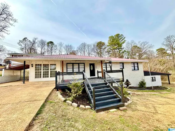5600 DAWSON AVENUE, Anniston, AL 36206