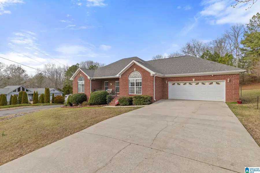 540 COUNTY ROAD 676, Cullman, AL 35055 - #2