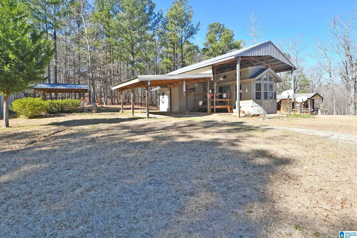 1424 COUNTY ROAD 275, Wedowee, AL 36278 - #1