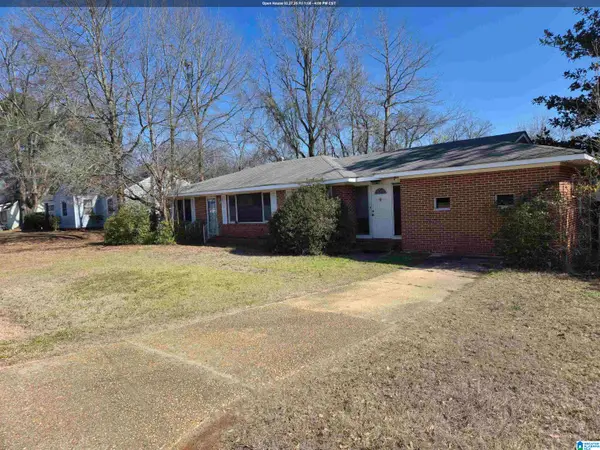 919 UNIVERSITY LANE, Tuscaloosa, AL 35401