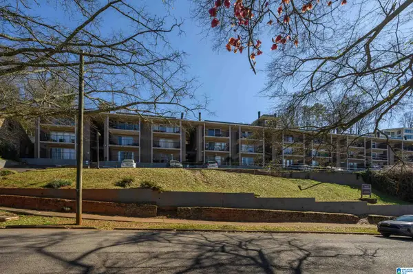 2409 ARLINGTON CRESCENT, Birmingham, AL 35205