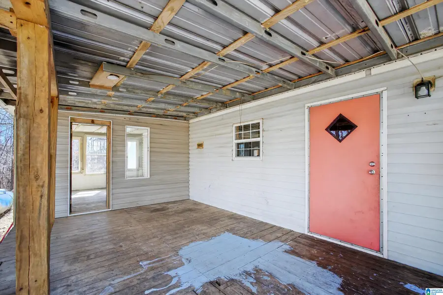 78 COUNTY ROAD 984, Jemison, AL 35085 - #2