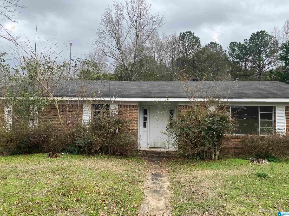 2082 S TALLASSEE DRIVE, Tallassee, AL 36078 - #1