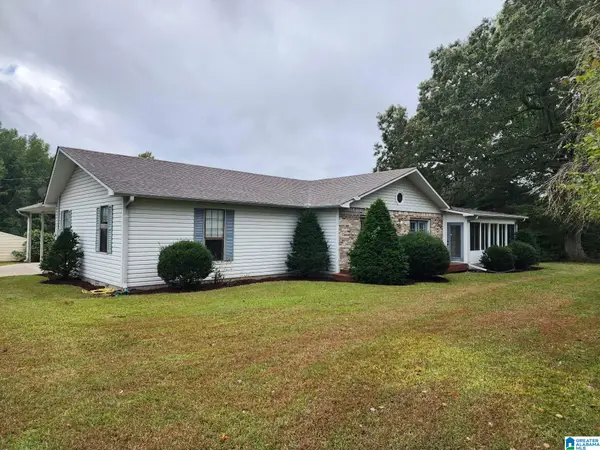 131 COUNTY ROAD 1228, Vinemont, AL 35179