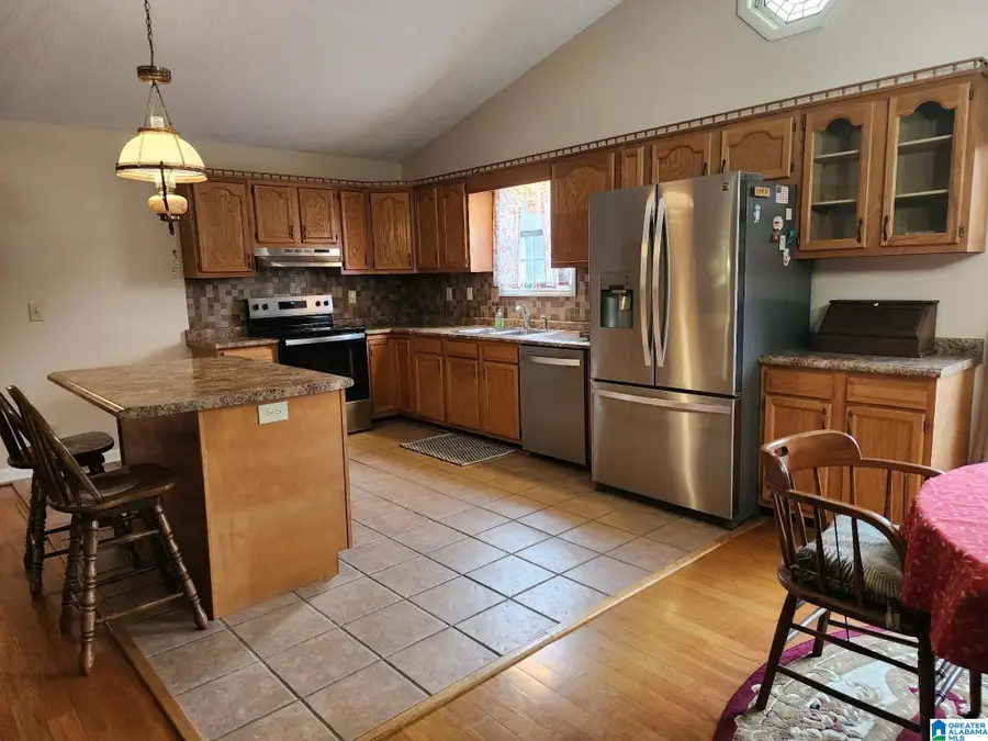 131 COUNTY ROAD 1228, Vinemont, AL 35179 - #2