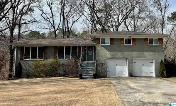 308 CLIFF ROAD, Gardendale, AL 35071