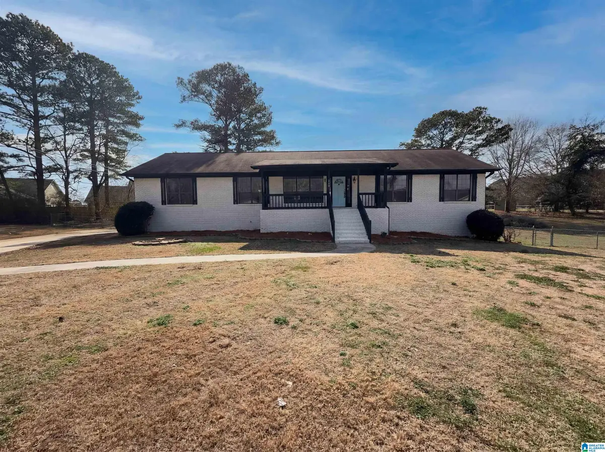 800 THOMAS DRIVE, Mount Olive, AL 35117 - #1