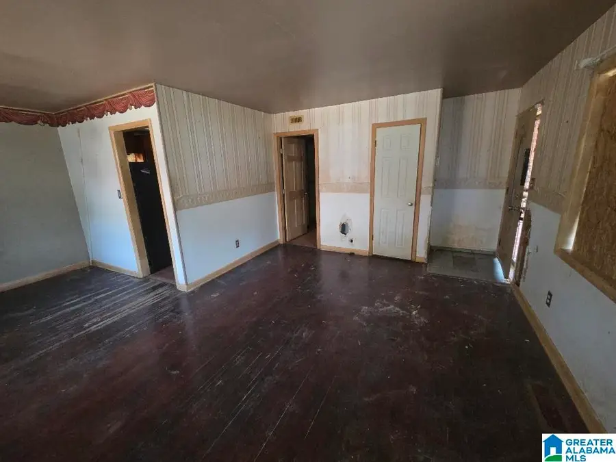 309 GLYNN DRIVE, Birmingham, AL 35215 - #2