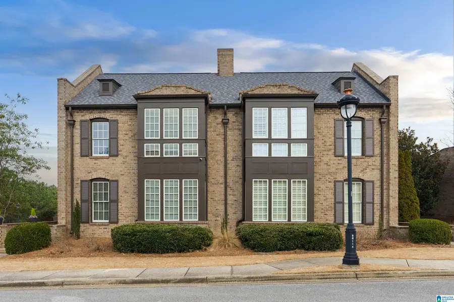 3724 VILLAGE CENTER WAY, Hoover, AL 35226 - #2