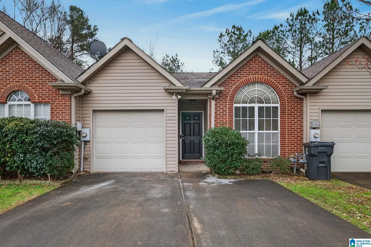 554 CAHABA MANOR DRIVE, Pelham, AL 35124 - #1