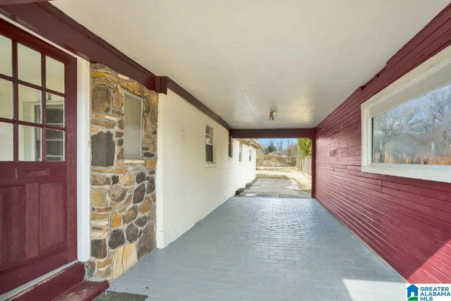 213 BESSEMER AVENUE, Brighton, AL 35020 - #3
