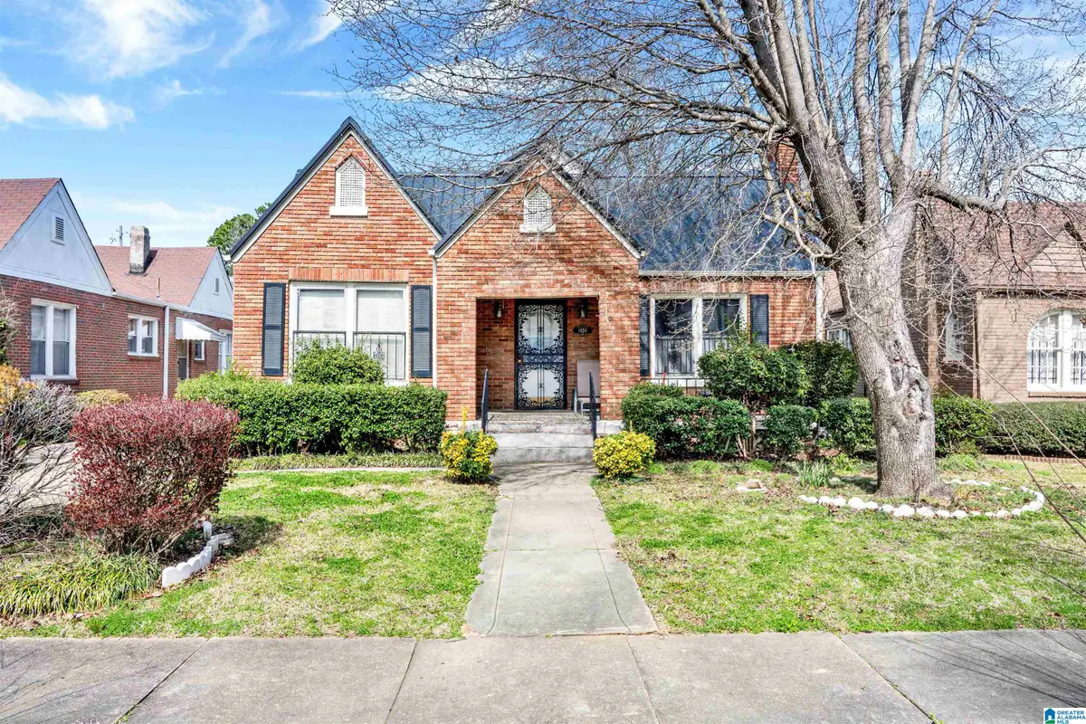 1820 SAINT CHARLES COURT SW, Birmingham, AL 35211 - #1