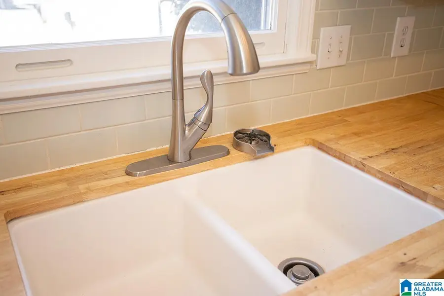 3432 WISTERWOOD LANE, Birmingham, AL 35216 - #3