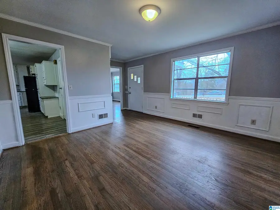 964 HILLCREST AVENUE, Birmingham, AL 35235 - #3