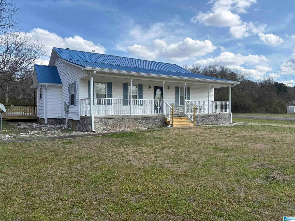 1090 PARK ROAD, Bessemer, AL 35023 - #1