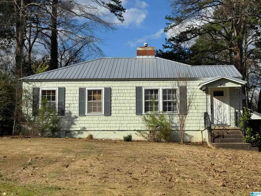206 BAY STREET, Sylacauga, AL 35150 - #2