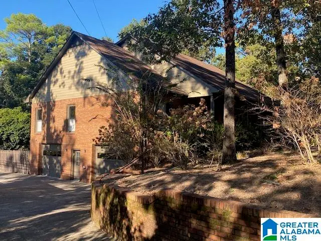 3505 BIRCHWOOD LANE, Vestavia Hills, AL 35243 - #2