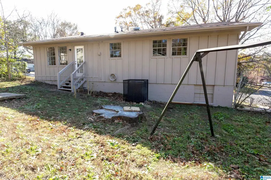 2905 VALLEY VIEW CIRCLE, Adamsville, AL 35005 - #2