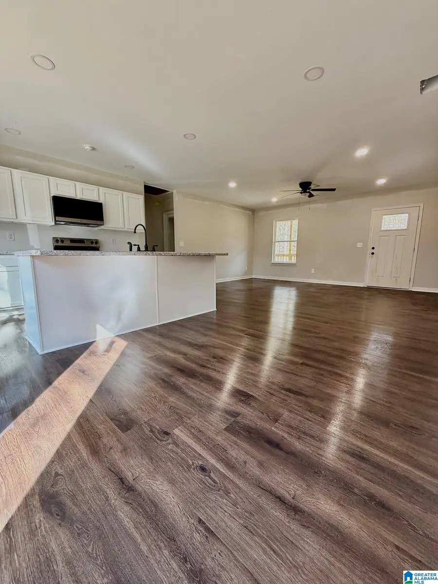 735 WALNUT COVE, Odenville, AL 35120 - #3