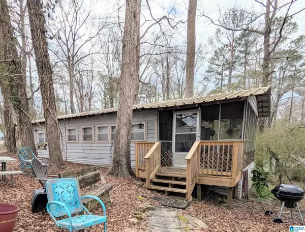 613 SMITH CAMP LOOP, Adger, AL 35006