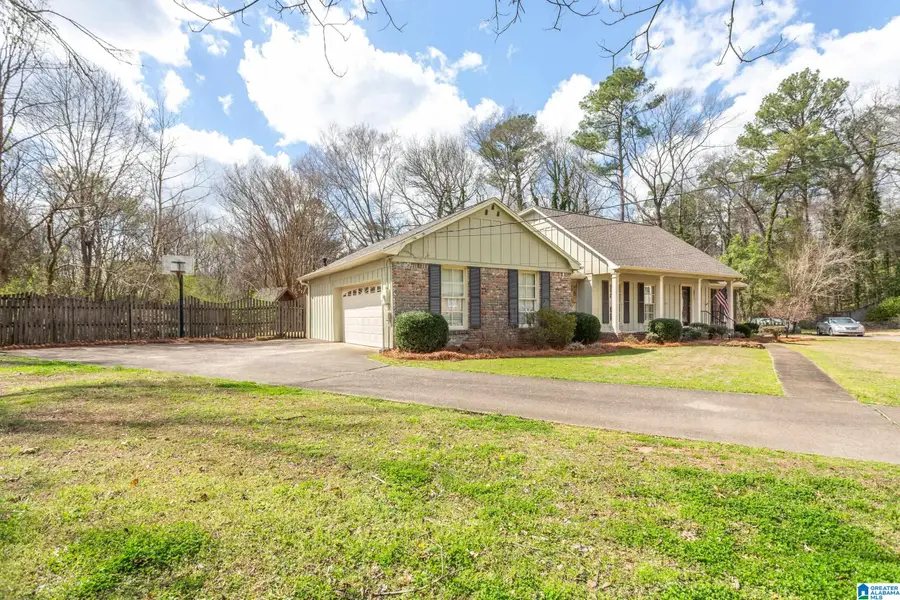 4401 OAK LANE CIRCLE, Pinson, AL 35126 - #2
