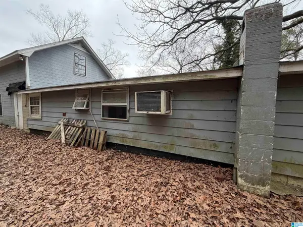 512 7TH AVENUE E, Oneonta, AL 35121