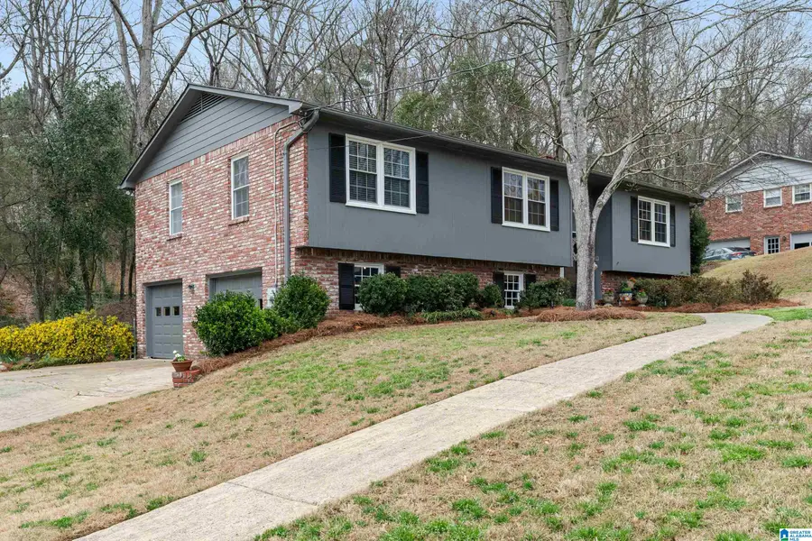 3326 PEMBROOKE LANE, Hoover, AL 35226 - #3