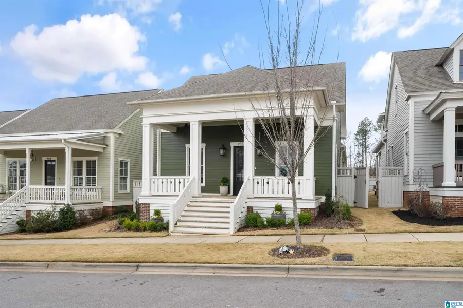 4522 VILLAGE GREEN WAY, Hoover, AL 35226 - #3