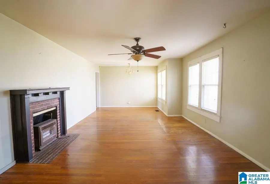 6047 POCAHONTAS ROAD, Bessemer, AL 35022 - #3