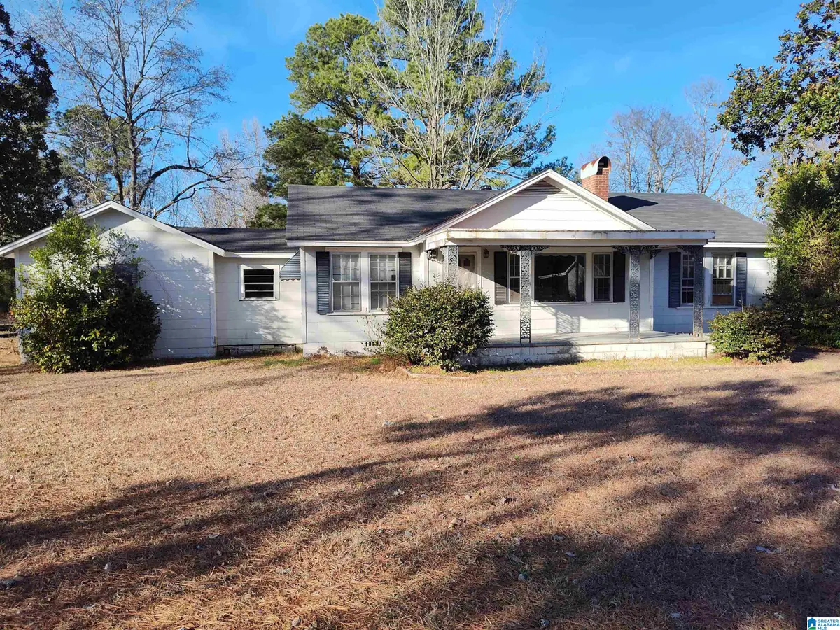 1000 W PARK STREET, Sylacauga, AL 35150 - #1