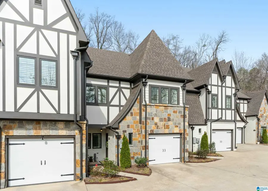 3021 VESTAVIA TERRACE DRIVE, Vestavia Hills, AL 35216 - #2