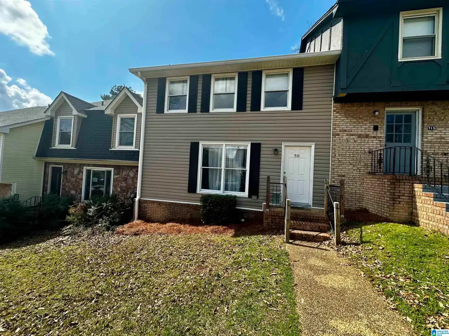 711 CAHABA MANOR DRIVE, Pelham, AL 35124 - #3