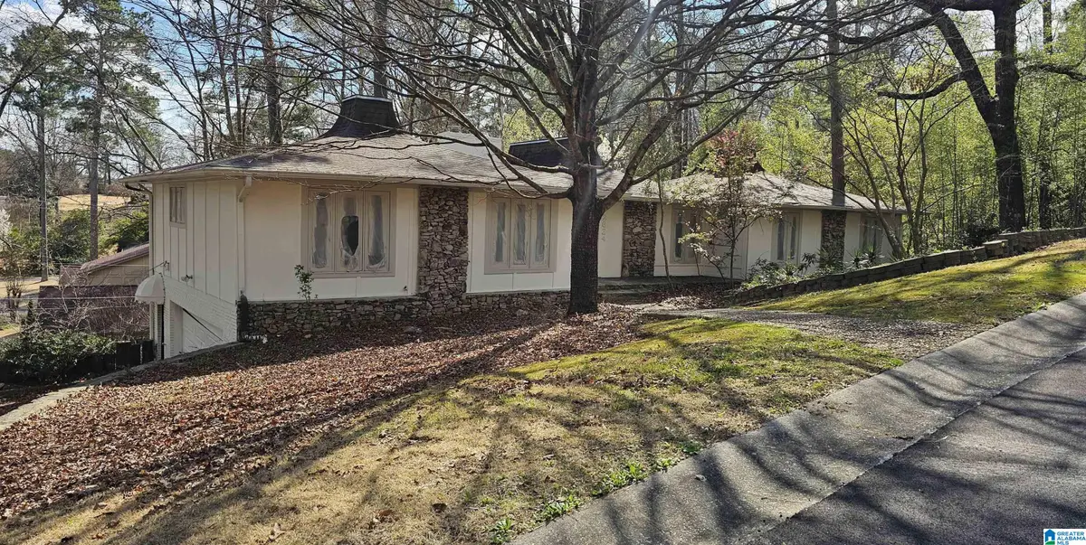 2624 CREEKVIEW DRIVE, Hoover, AL 35226 - #1