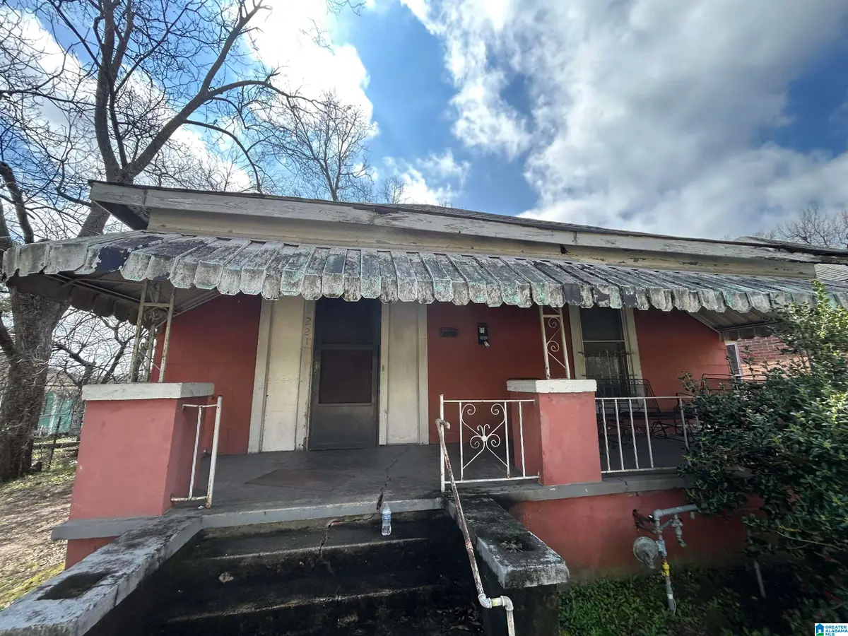 221 10TH COURT N, Birmingham, AL 35204 - #1