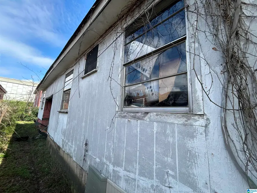 221 10TH COURT N, Birmingham, AL 35204 - #2