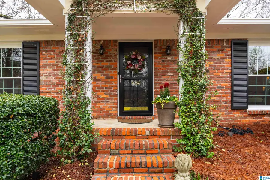 3038 TARALANE DRIVE, Vestavia Hills, AL 35216 - #3