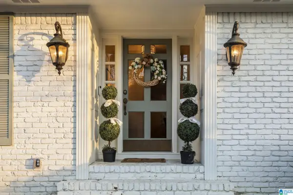 2697 ALTADENA ROAD, Vestavia hills, AL 35243