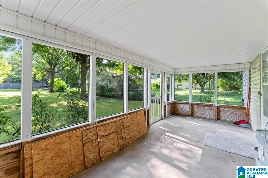 108 JONES AVENUE, Hueytown, AL 35023 - #3