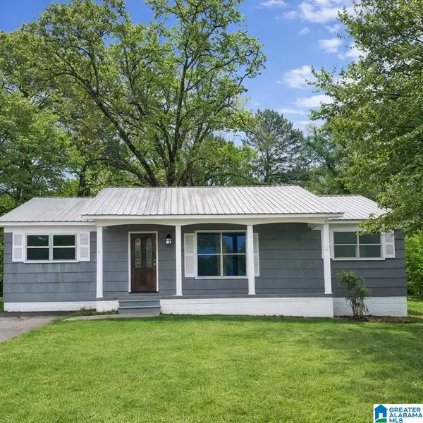 1221 CAROL CIRCLE, Midfield, AL 35228