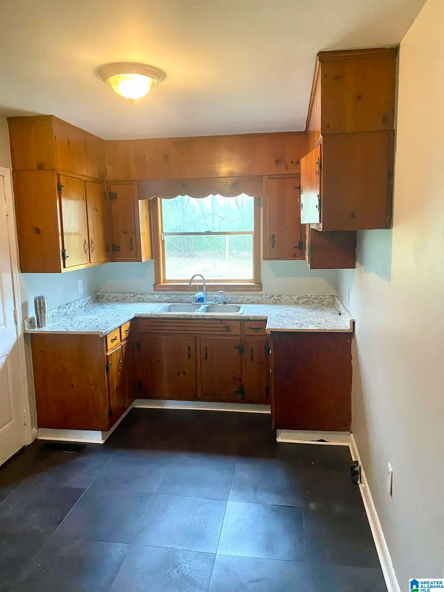 1221 CAROL CIRCLE, Midfield, AL 35228 - #2