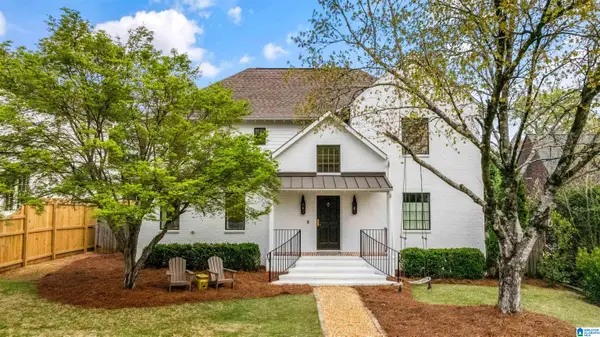 33 HONEYSUCKLE LANE, Mountain brook, AL 35213