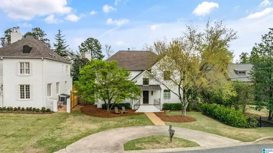33 HONEYSUCKLE LANE, Mountain Brook, AL 35213 - #3