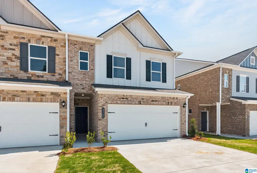 4534 VILLAGE SPRINGS SQUARE, Fultondale, AL 35068 - #3