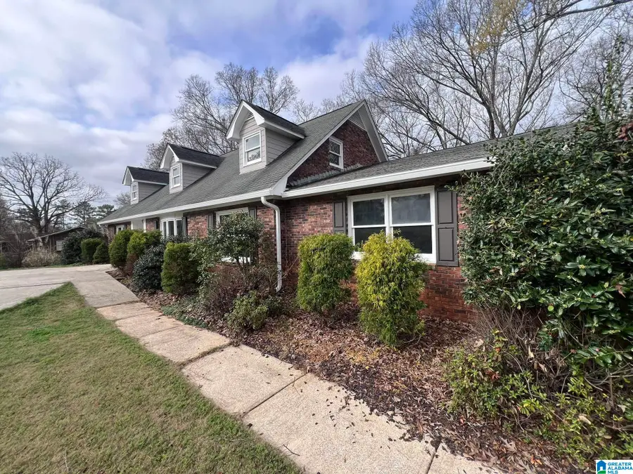 940 PINECLIFF DRIVE, Oxford, AL 36203 - #2