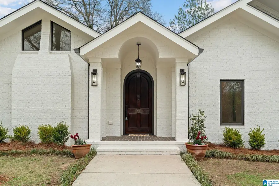 901 OAKLAWN DRIVE, Vestavia Hills, AL 35216 - #2