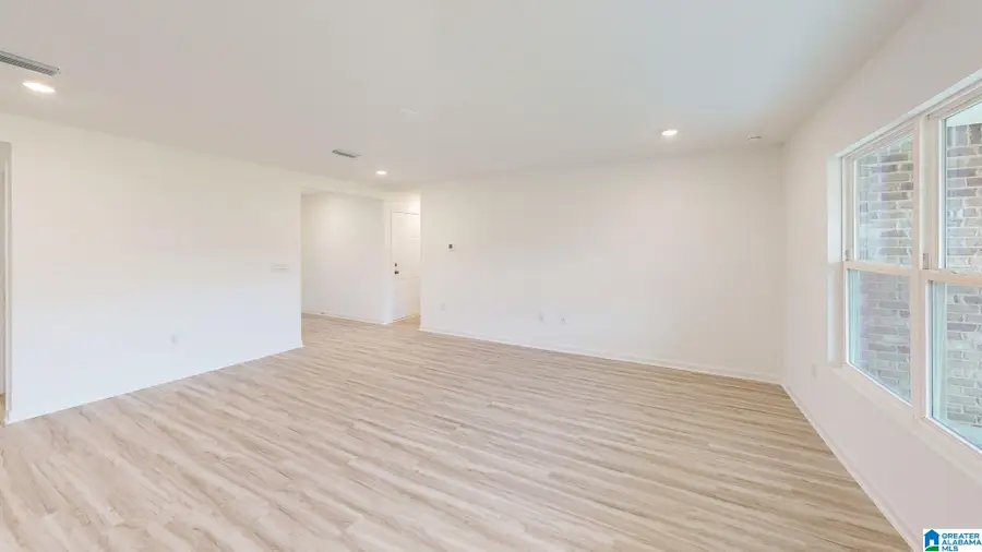 548 FOGGY BROOK LOOP, Chelsea, AL 35043 - #3