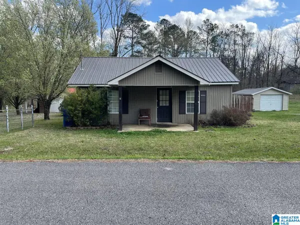 1080 CLANTON STREET SW, Attalla, AL 35954