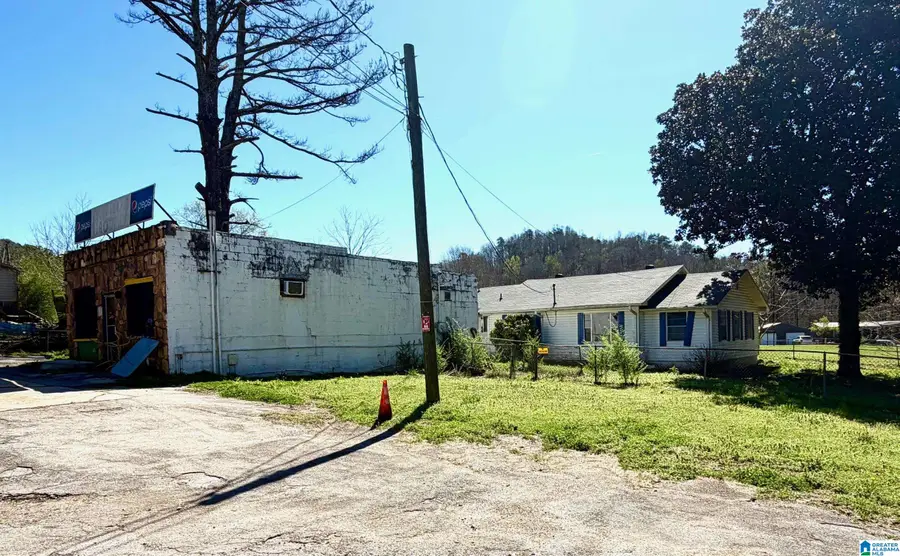4246 WALKER CHAPEL ROAD, Fultondale, AL 35068 - #3